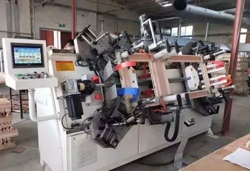 生產(chǎn)優(yōu)質(zhì)木門,一臺燦高高頻精密組框機(jī)少不了